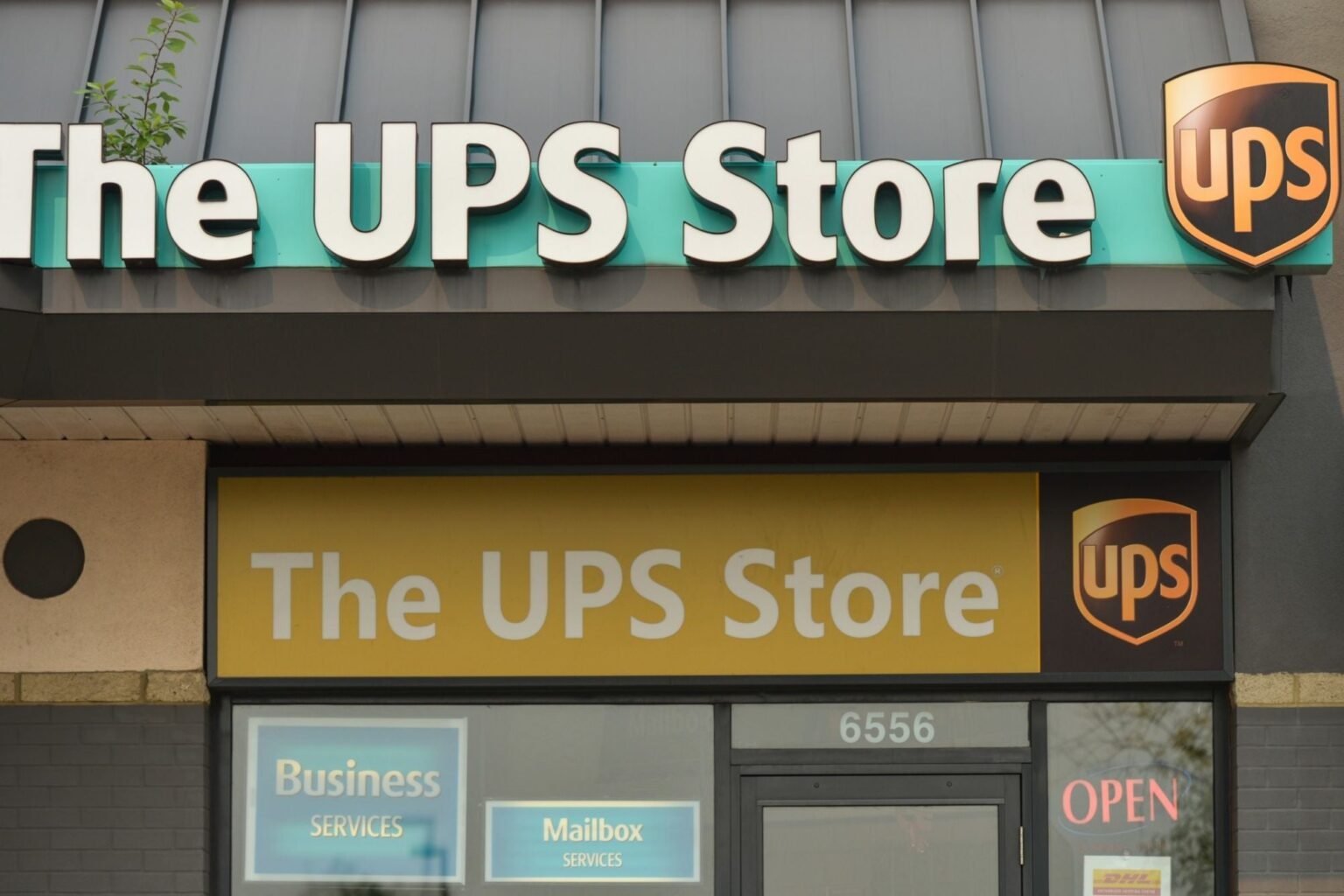 Empowering Entrepreneurs: Exploring Business Services Franchises in India